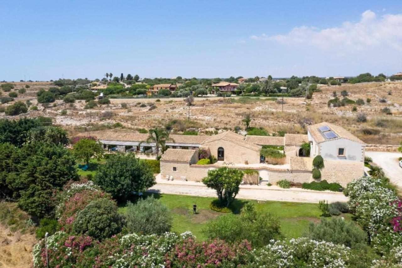 Torre Dantona Country Suites Pozzallo Kültér fotó